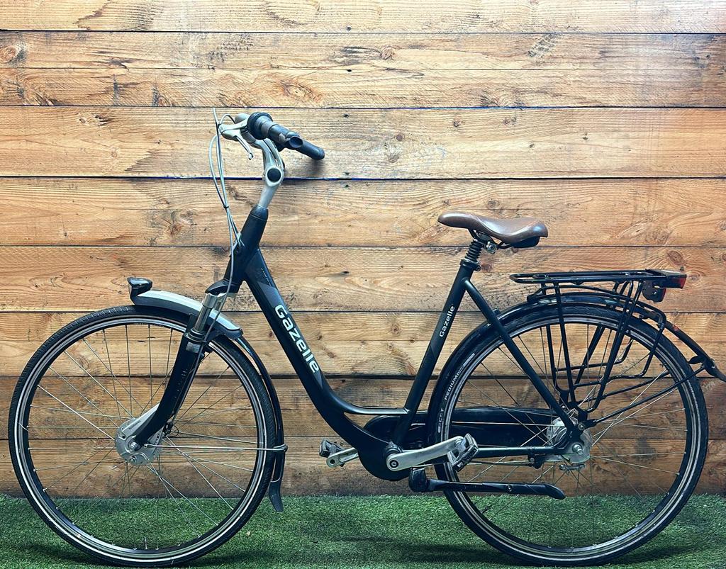 Gazelle Orange 7v 28inch 53cm