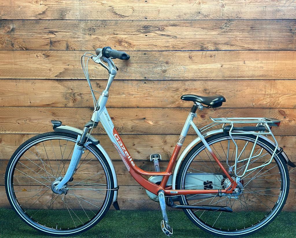 Gazelle Orange 7v 28inch 53cm