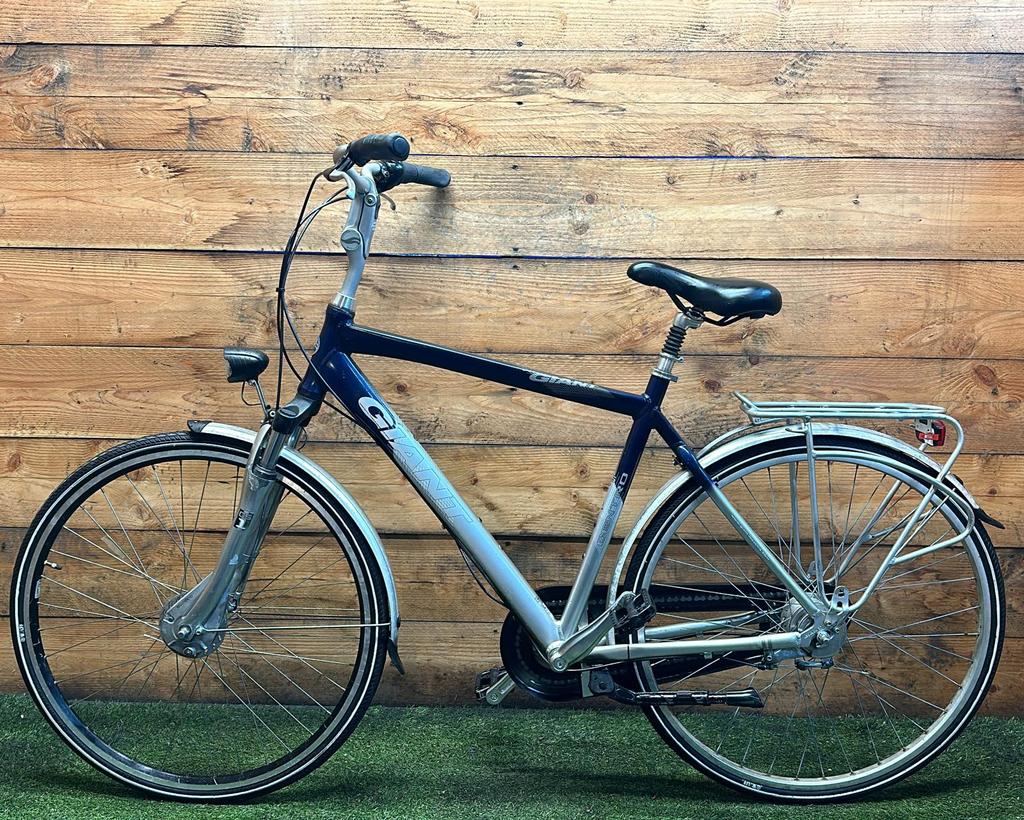 Giant Centro 7v 28inch 55cm