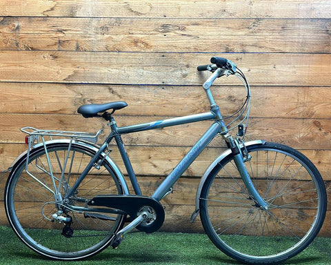 Giant Escaper 21v 28inch 53cm