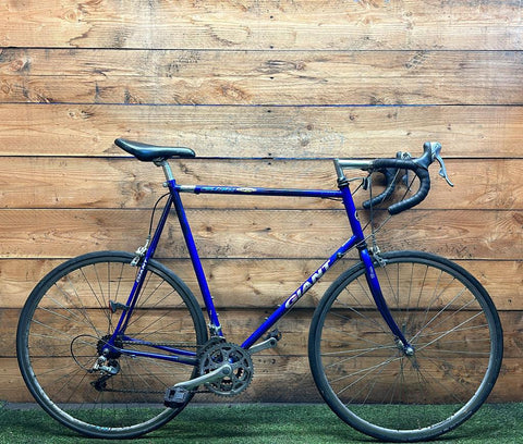 Giant Peloton 18v 28 tommer 68 cm
