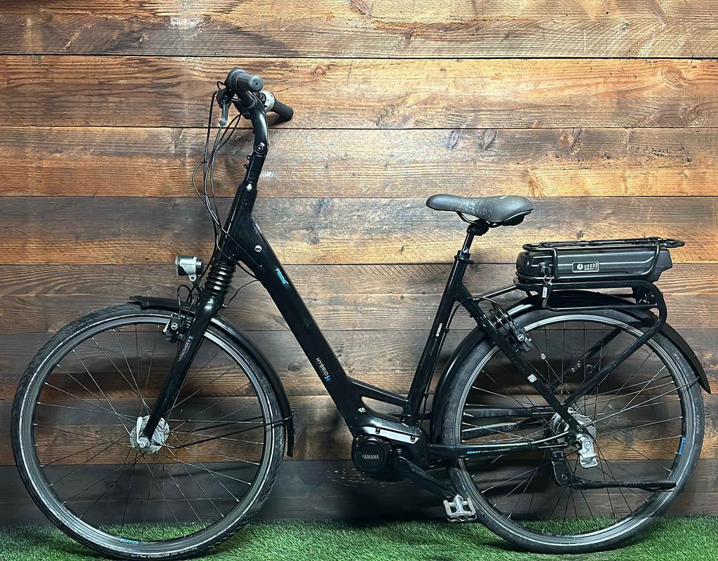 Giant Prime Hybrid E-bike Gereviseerd 8v 28inch 57cm