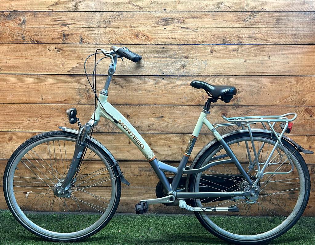 Montego City Style 8v 28inch 53cm