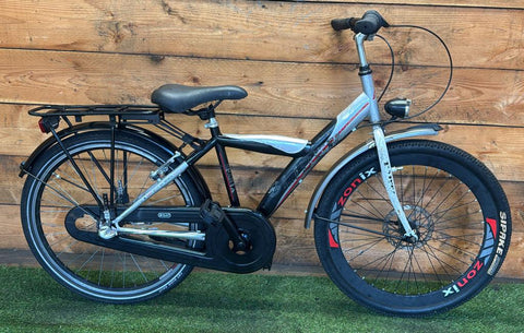 Sparta Young 3v 24 tommer 38 cm