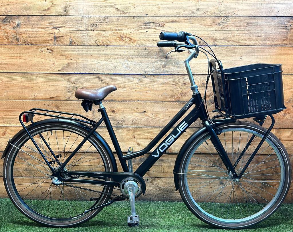 Vogue Paris 3v 28inch 53cm